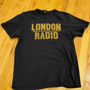 Men’s Vintage Graphic T-shirt.